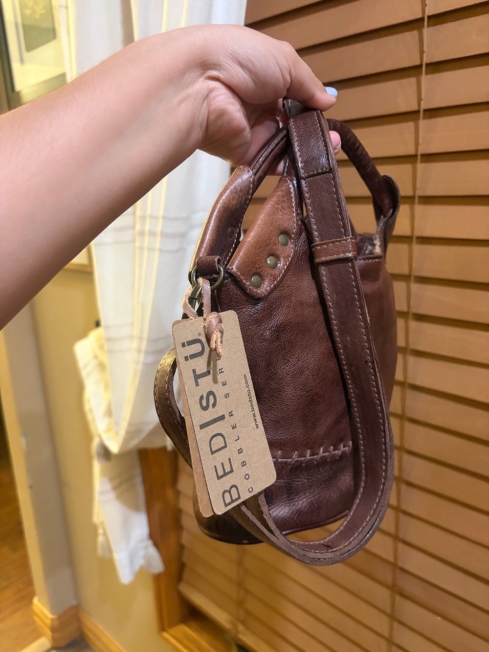 Bed Stu Rustic Brown Leather Crossbody Bucket Bag - Picture 2 of 8